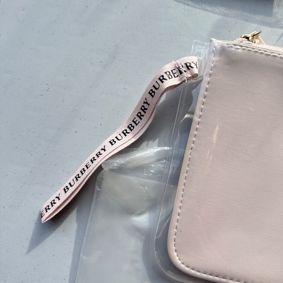 Burberry Chanel Miu Miu Cosmetics Beauty Gift Set Bundle Mirror Pouch Hair Clips - Picture 5 of 8